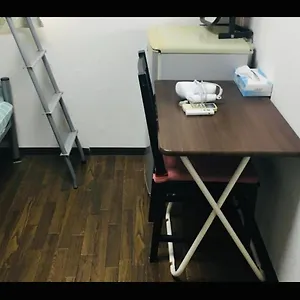 호스텔 럭키, 도쿄